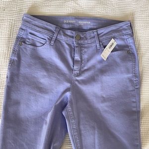 Old Navy Rockstar mid-rise jeans. Size 6. NWT.